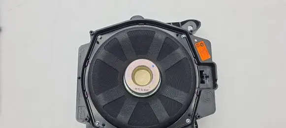 BMW 2 G42 Subwoofer speaker 2622861