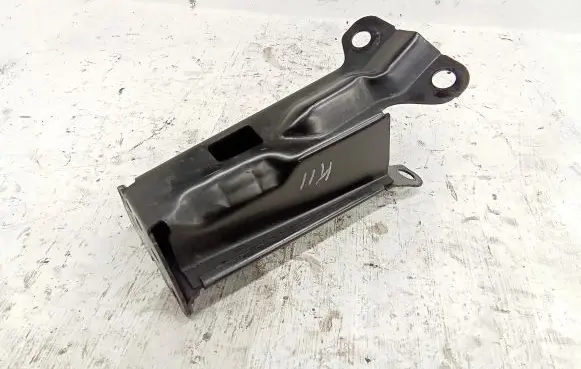 Volvo V70 Front bumper shock/impact absorber 