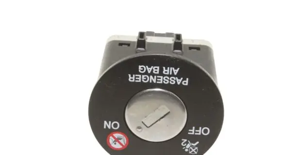 Hyundai i40 Passenger airbag on/off switch 