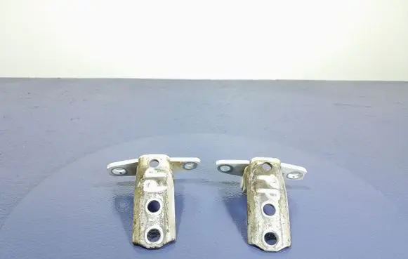 Front door hinge set
