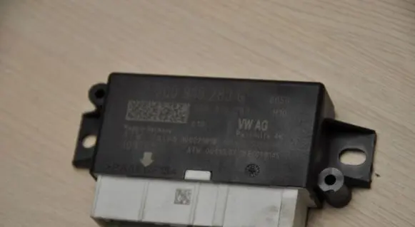 Skoda Superb B8 (3V) Parking PDC control unit/module 5Q0919283G