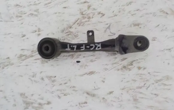 Lexus IS 220D-250-350 Rear upper control arm/wishbone 65566556