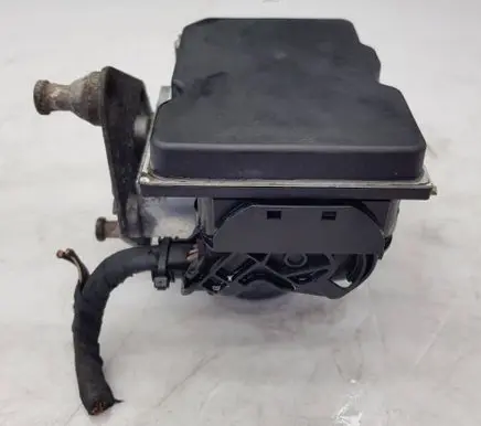 Mercedes-Benz Sprinter W906 ABS Pump A0014464189