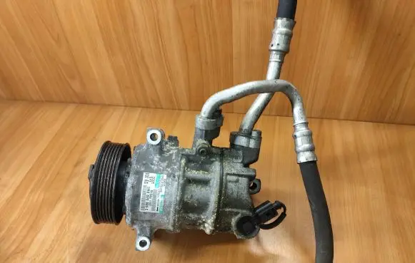Volkswagen PASSAT B7 Air conditioning (A/C) compressor (pump) 5N0820803C R134A1702P 094282090B4