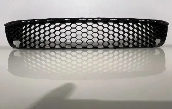 Skoda Fabia Mk2 (5J) Front bumper lower grill 5J0853677C