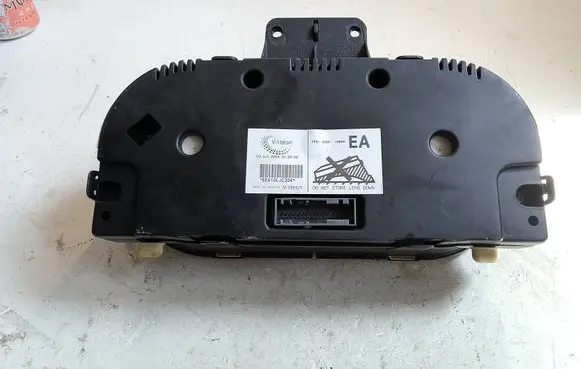 Ford Fiesta Speedometer (instrument cluster) 4S6F10849EA