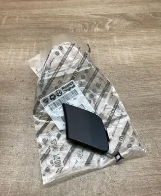 Fiat 500X Tow hook cap/cover 735710352 6AP22TZZAA 735597159