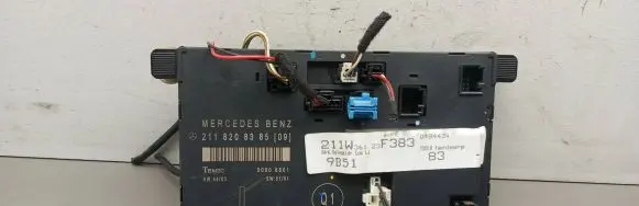 Mercedes-Benz E W211 Door control unit/module 2118208385 00006801