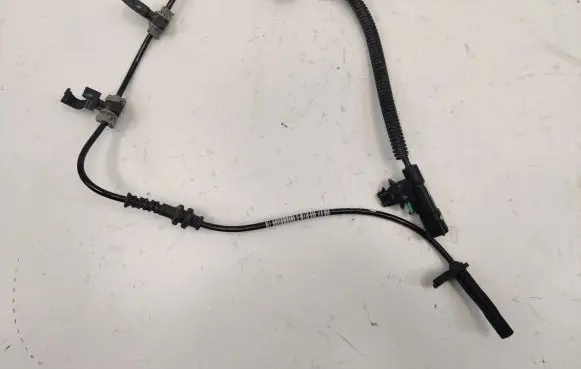 Chevrolet Camaro ABS brake wheel speed sensor 23408832