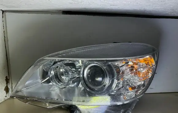 Mercedes-Benz CLC CL203 Headlight/headlamp 1305236212 A2048600347 2048600347