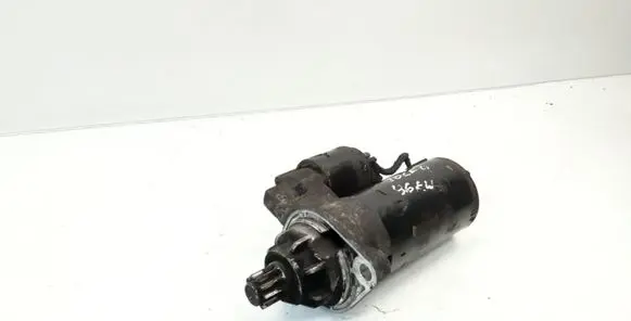Volkswagen Golf IV Starter motor 02M911023A
