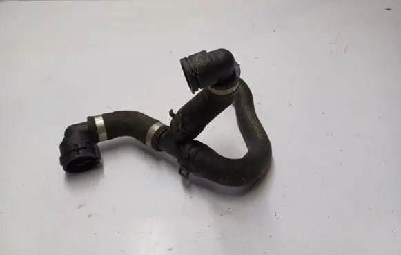 Mercedes-Benz GLC X253 C253 Engine coolant pipe/hose A2535018382