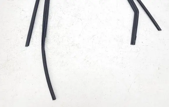Ford Escape IV Rear door glass trim molding GEBAAHSS5277
