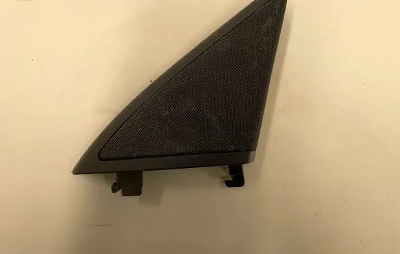 Mercedes-Benz CLS AMG C219 Front door speaker cover trim 2197250294 A219725298