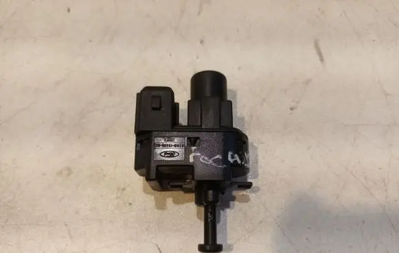 Ford Focus Brake pedal sensor switch 93BB13480BC