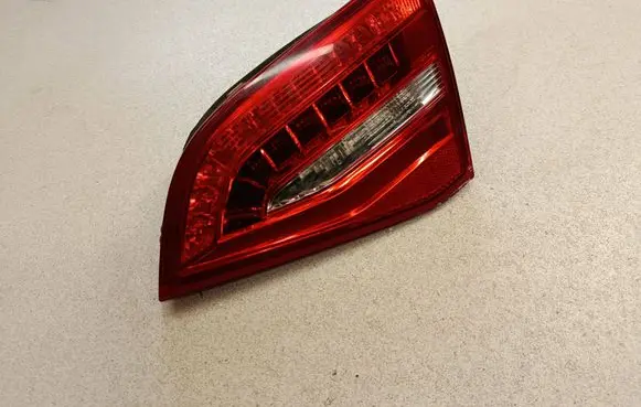 Audi A4 S4 B8 8K Tailgate rear/tail lights 8K9945094E 140815R