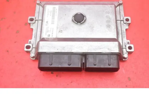 Peugeot 2008 I Engine control unit/module ECU 9841863580