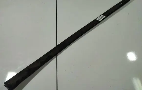 Volvo S60 Front door glass trim molding 