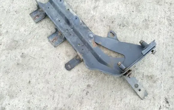 Mercedes-Benz Sprinter W901 W902 W903 W904 Other engine bay part 9705230315