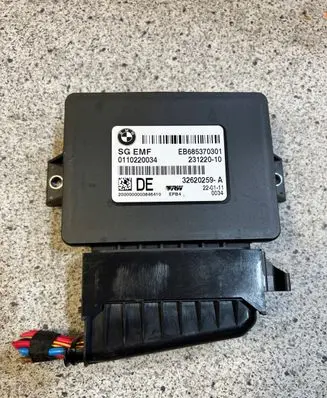 BMW 5 F10 F11 Brake system control unit/module 6853703