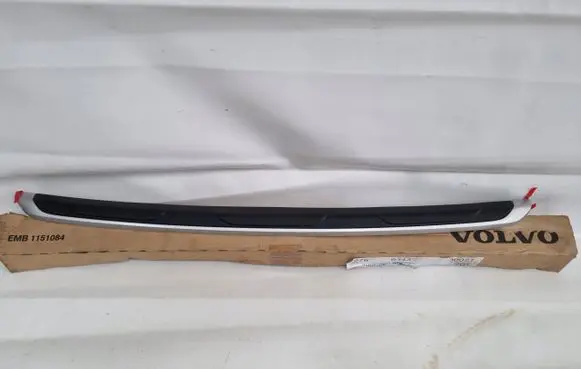 Volvo XC40 Number Plate Surrounds Holder Frame 31330392