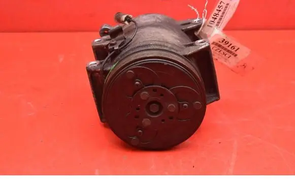 Volvo S60 Air conditioning (A/C) compressor (pump) 8684287