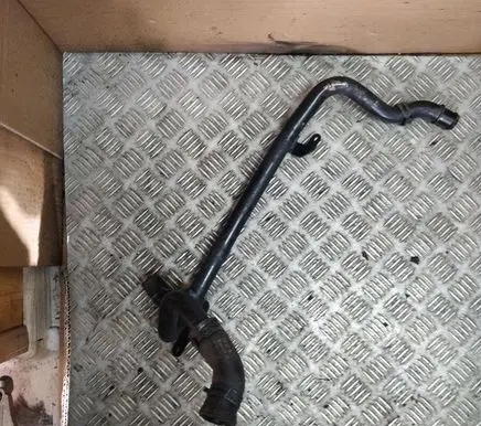 Audi A6 S6 C6 4F Engine coolant pipe/hose 079121065P 079121065