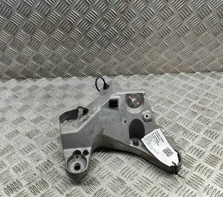 BMW iX1 Engine mounting bracket 9796439