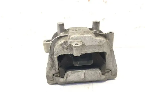 Skoda Superb B6 (3T) Engine mount bracket 1K0199262
