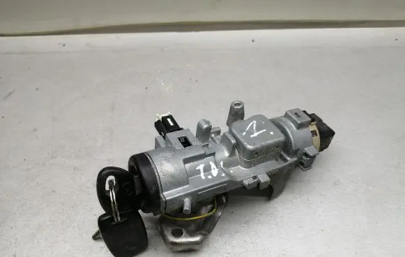 Mazda Premacy Ignition lock