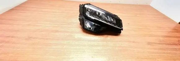 Skoda Karoq Headlight/headlamp 57B941016D
