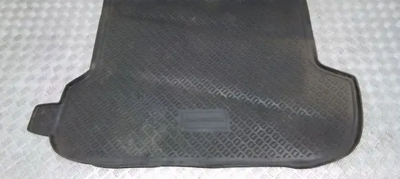 Subaru Outback Rubber trunk/boot mat liner 