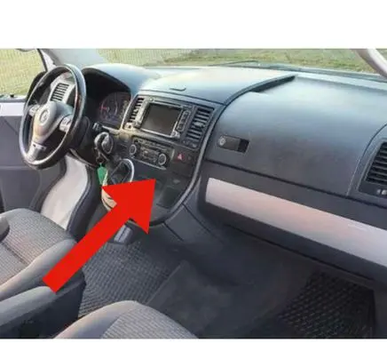 Volkswagen Multivan T5 Radio/GPS head unit trim 7H5858011 1355D300630