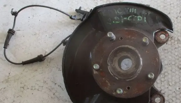 Honda Civic Front wheel hub spindle knuckle