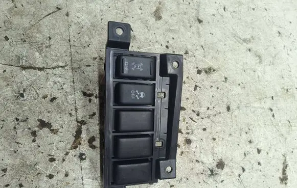 Infiniti EX A set of switches 