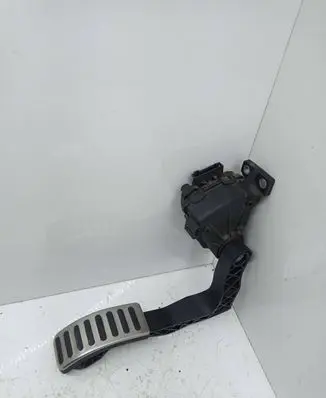 Volkswagen Phaeton Accelerator throttle pedal 3D1721503L