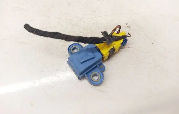 Volkswagen Jetta V Airbag deployment crash/impact sensor 1K0955557A