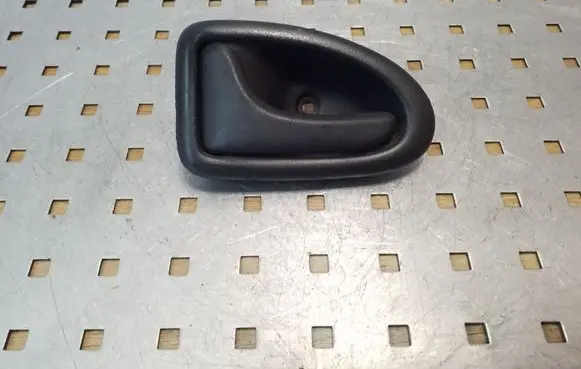 Opel Vivaro Front door interior handle 8200028994