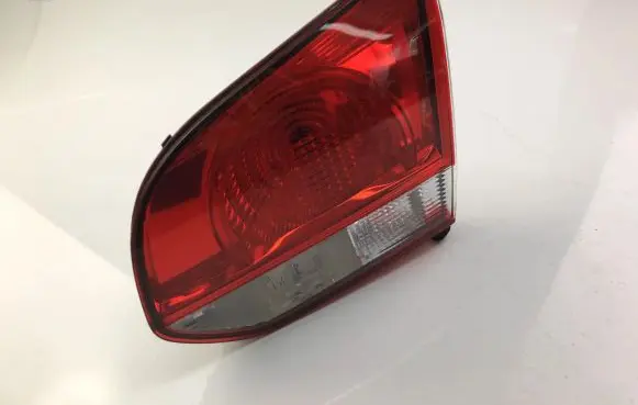 Volkswagen Golf VII Tailgate rear/tail lights 5K0945094G