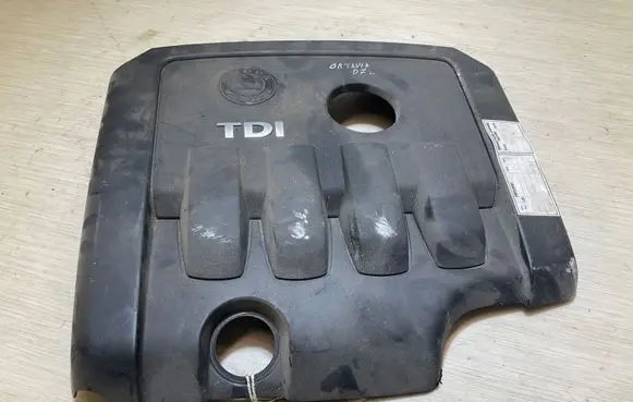 Skoda Octavia Mk2 (1Z) Engine cover (trim) 03G103925