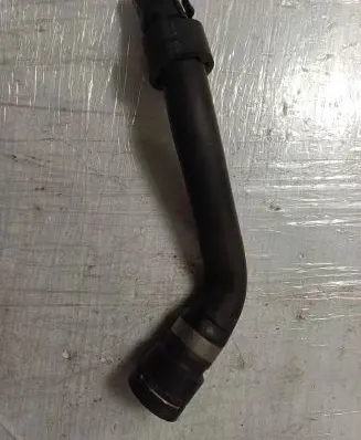 Porsche Macan (95B) Engine coolant pipe/hose 95B121049Q ZD08022018