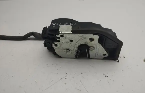 Mini Cooper Countryman R60 Front door lock 7276681