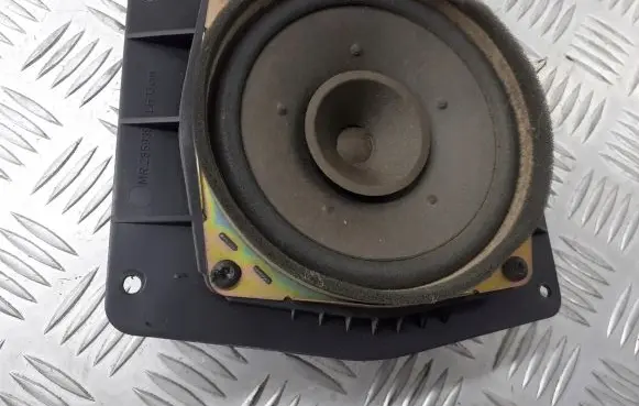 Mitsubishi Space Star Rear door speaker