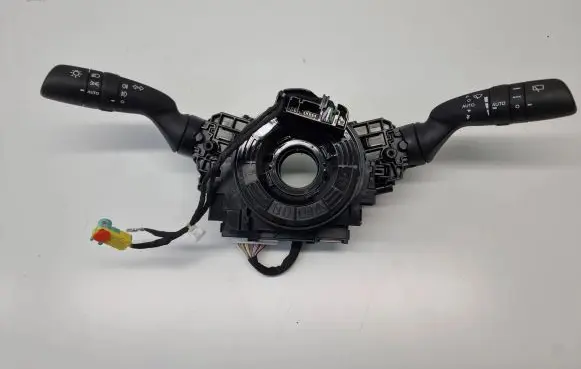 Toyota RAV 4 (XA50) Wiper turn signal indicator stalk/switch 8924550040