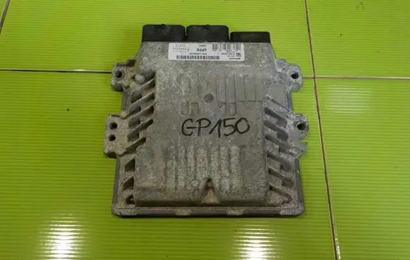 Ford Focus Engine control unit/module GP150 BV6112A650NK