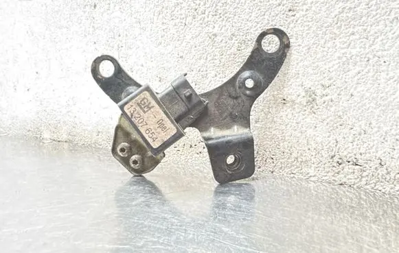 Opel Vectra C ABS wheel speed sensor 13207654