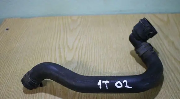 Volkswagen Touran I Engine coolant pipe/hose 1T0122157Q 1K0122291H