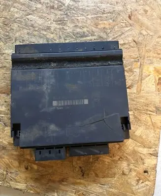 Mercedes-Benz S W220 Seat control module 2208200826