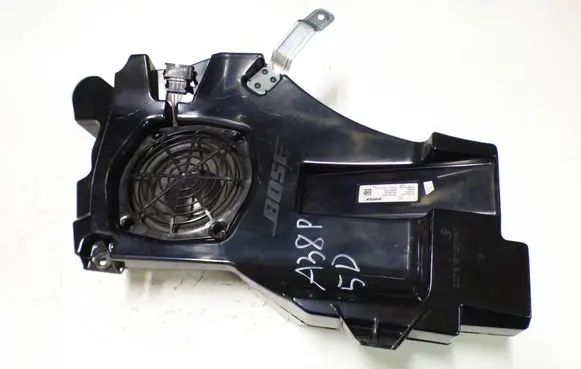 Audi A3 S3 A3 Sportback 8P Subwoofer speaker 8P4035382C 449089002 280354002
