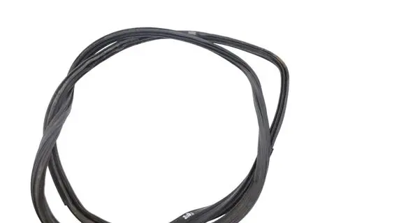 BMW X2 F39 Trunk rubber seal (body) 